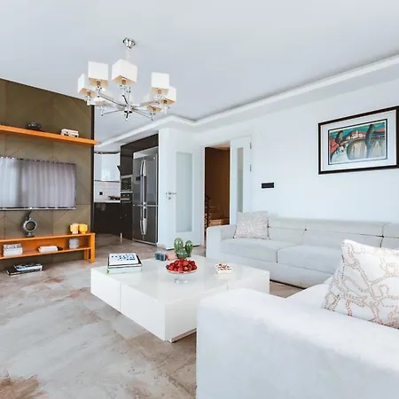 Royal Blue Diamond 7 * Ağva